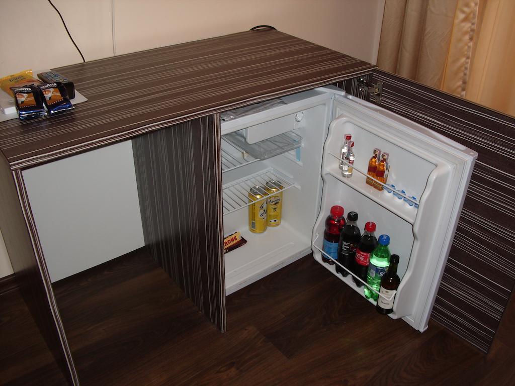 Family Hotel Malibu Chernomorets Habitación foto